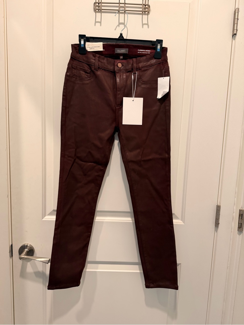 DL1961 Florence Skinny Mid
Rise Instasculpt Ankle
Coated Jeans Size 30